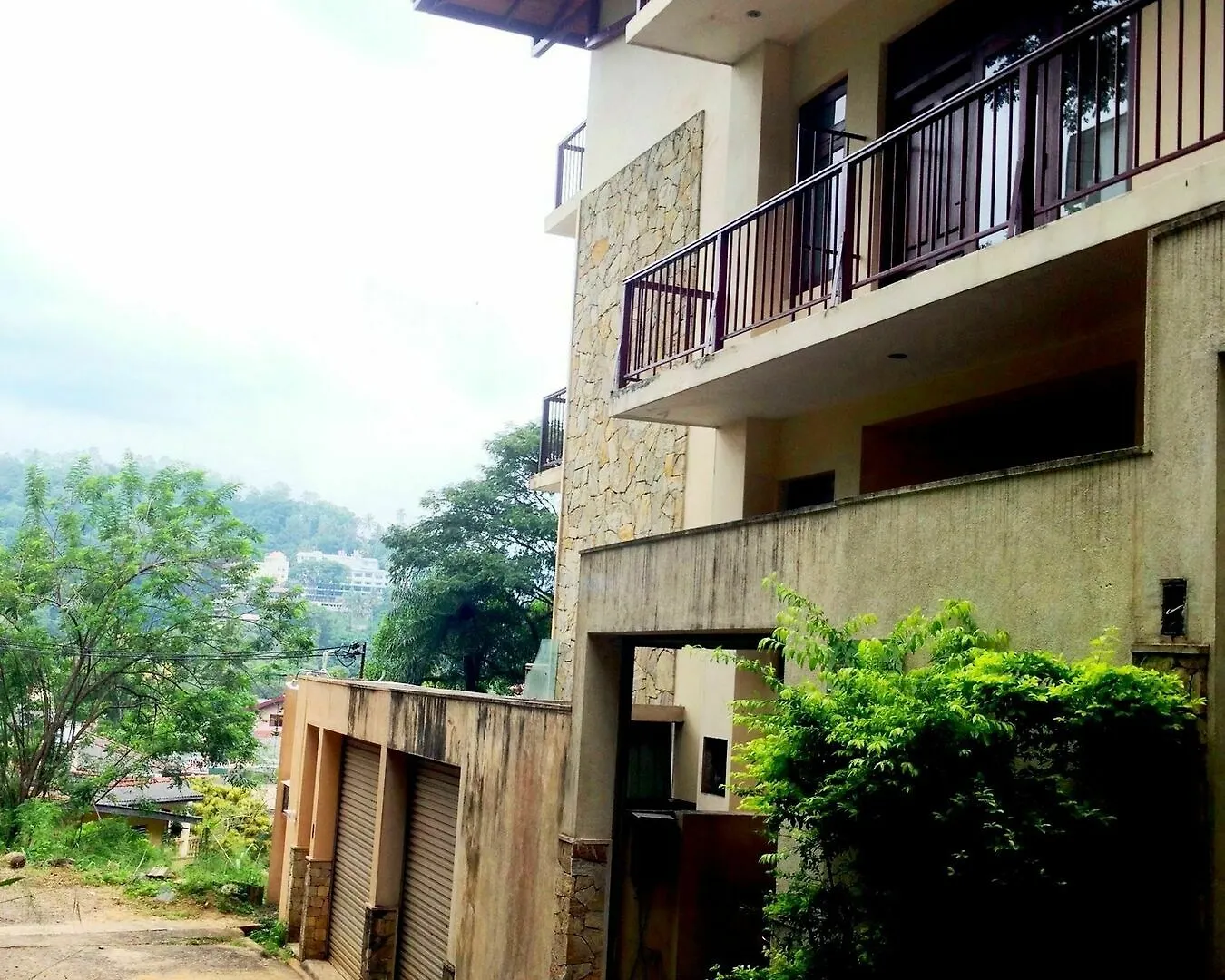 Lake Reach Residence Kandy Daire